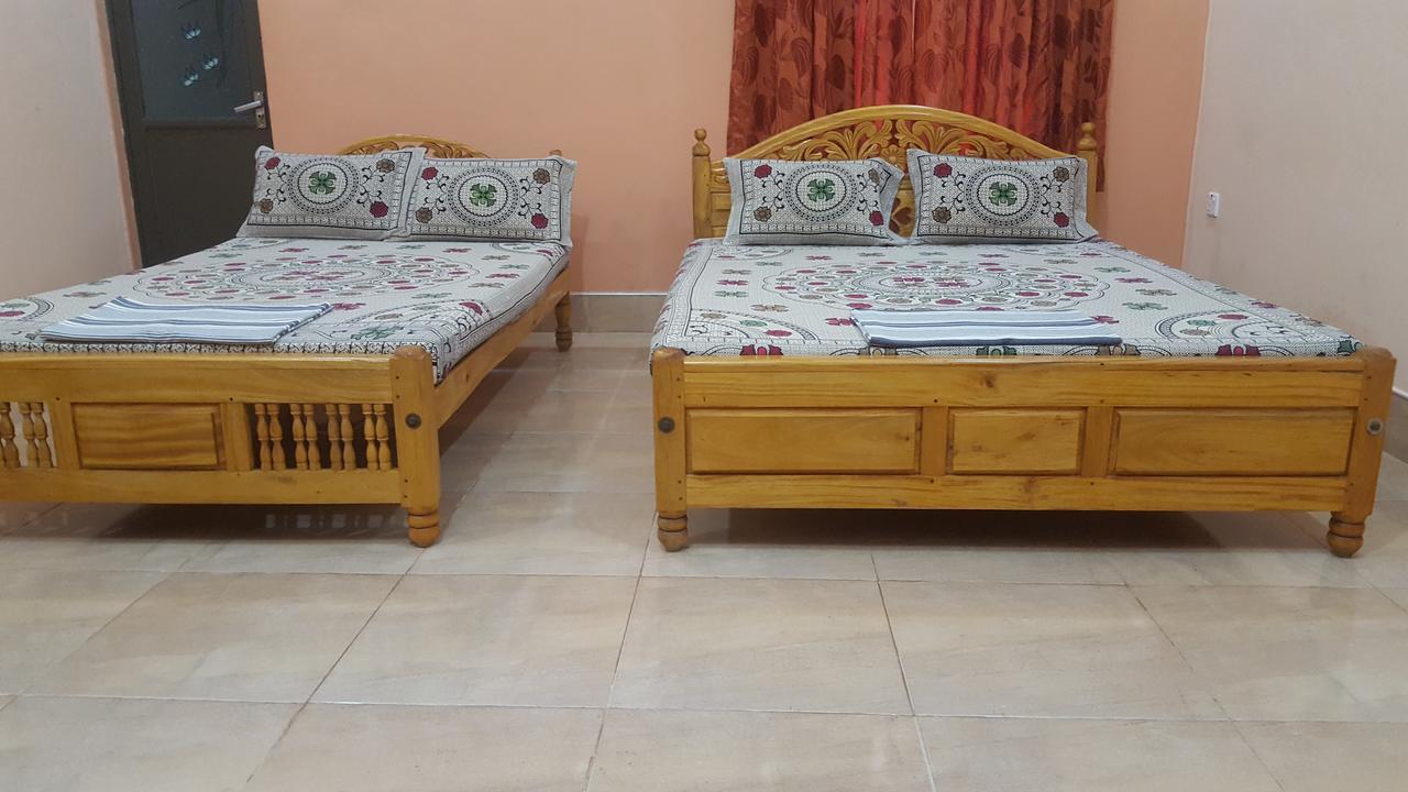 Point Pedro Tulip Guest Inn מראה חיצוני תמונה