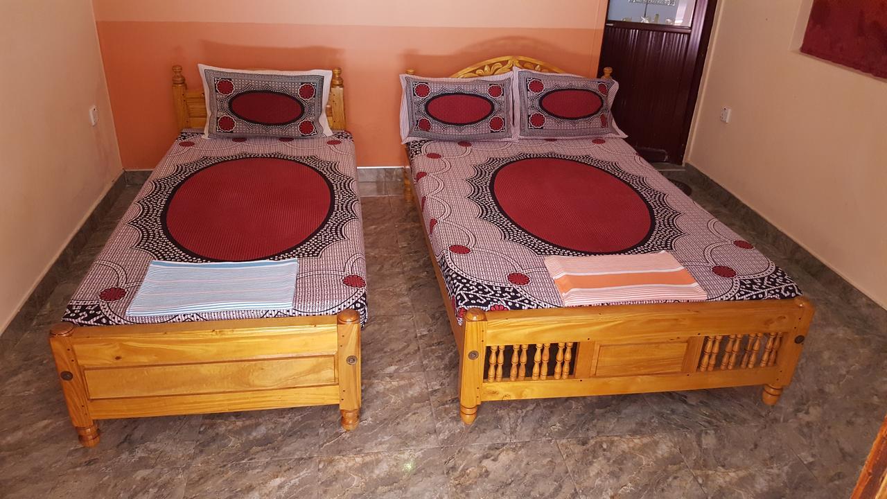 Point Pedro Tulip Guest Inn מראה חיצוני תמונה